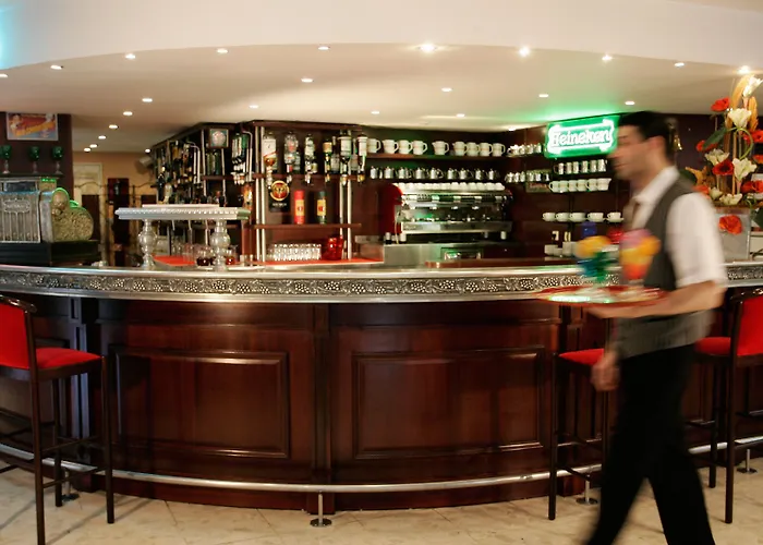 Hotell La Solitude 4*