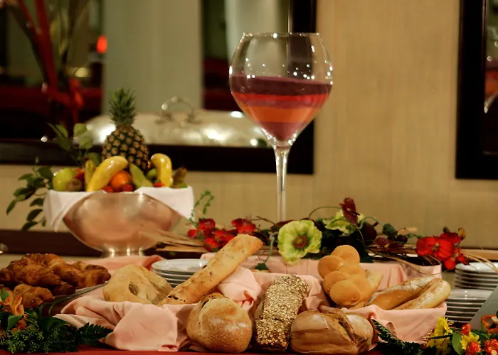 Hotell La Solitude 4*