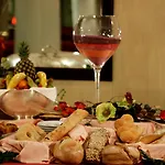 Hotel La Solitude 4*